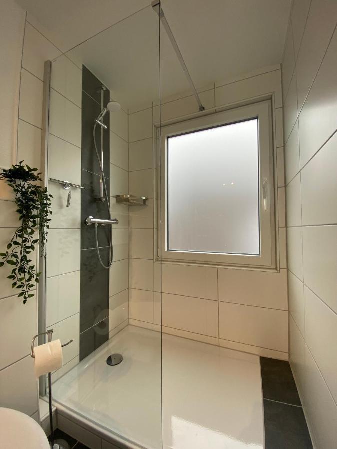 Charmante Altbauwohnung An Der Kesselschleuse 3 Эмден Экстерьер фото